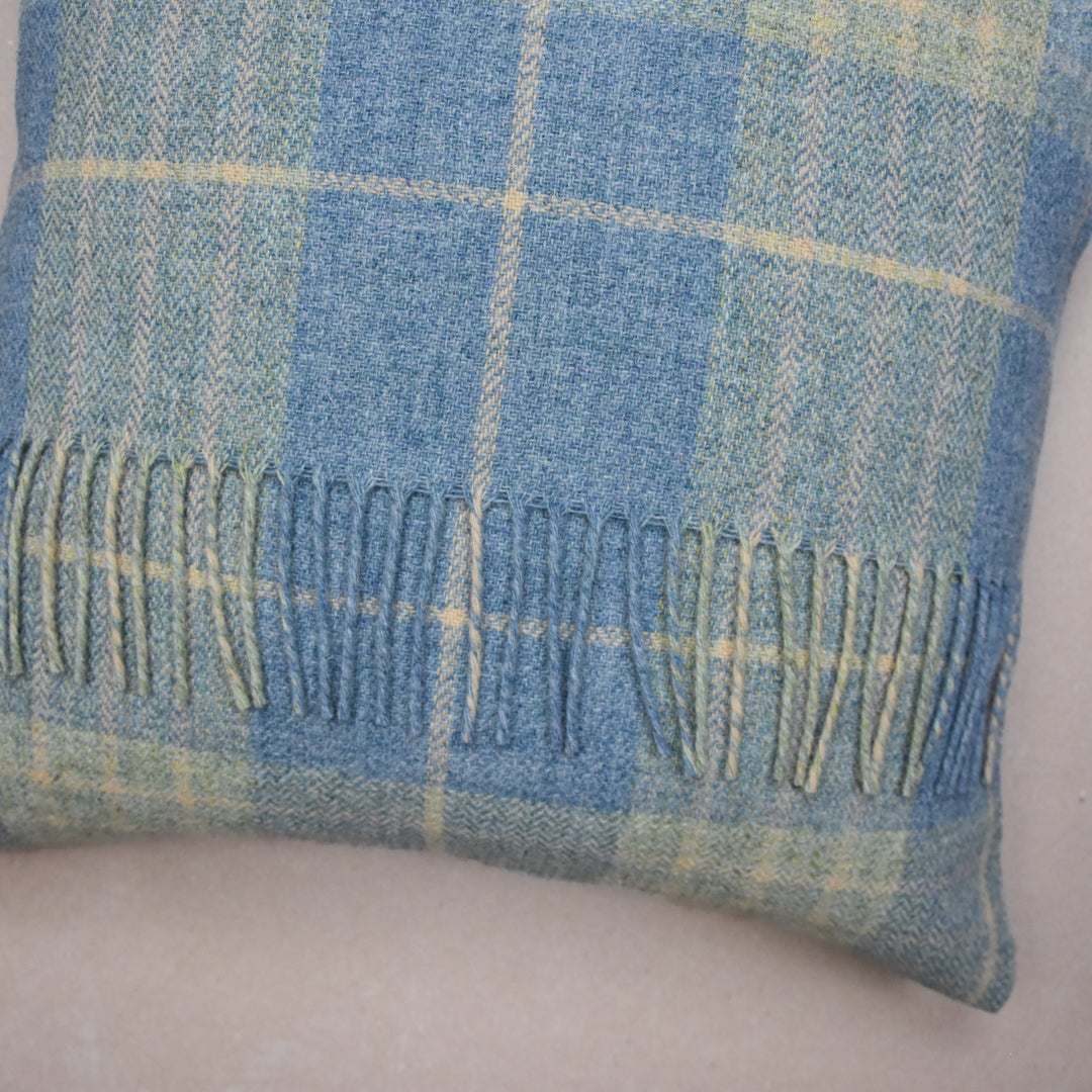 Robert Carver Scottish Lambswool Throw Cushion Cover