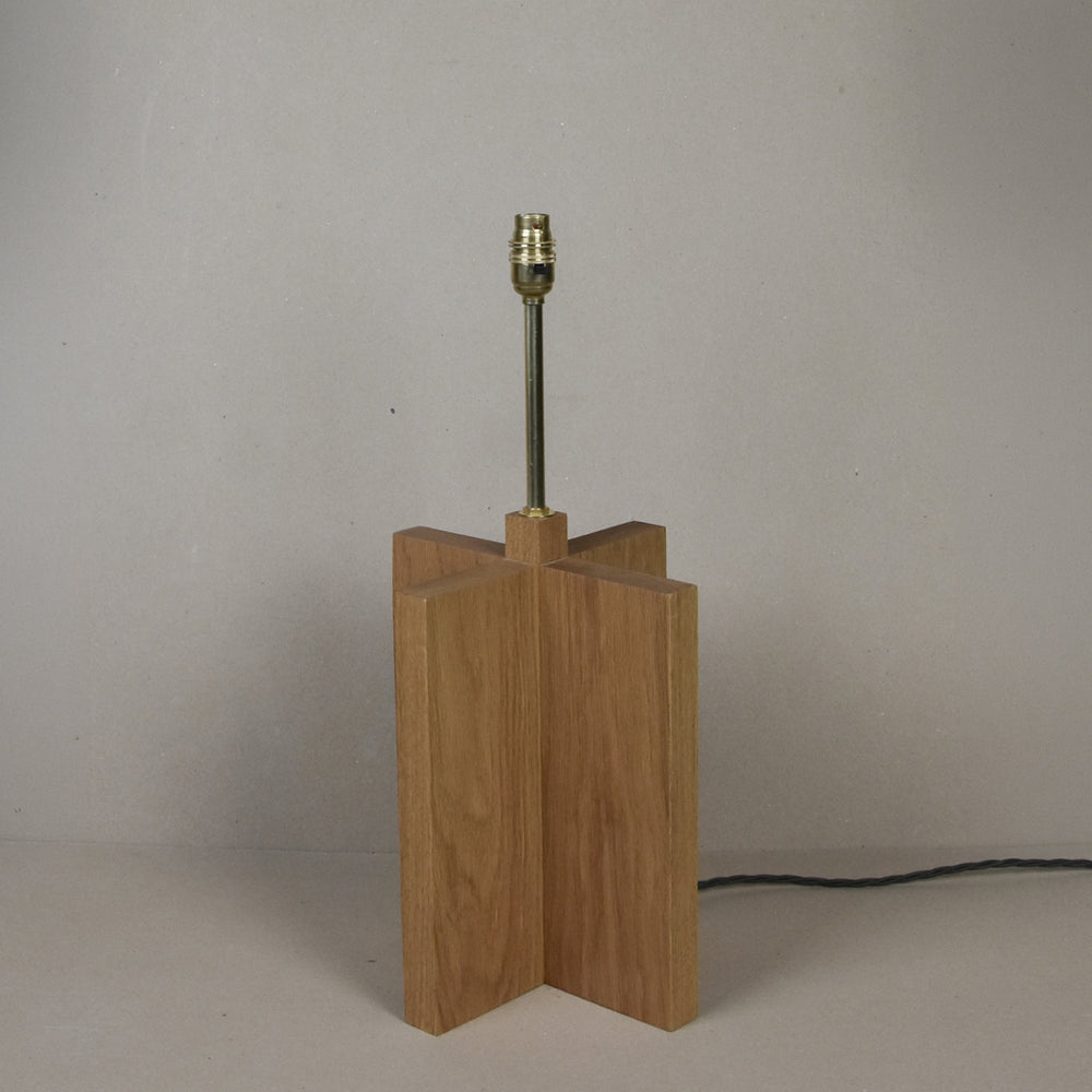 Medium Oak Lamp