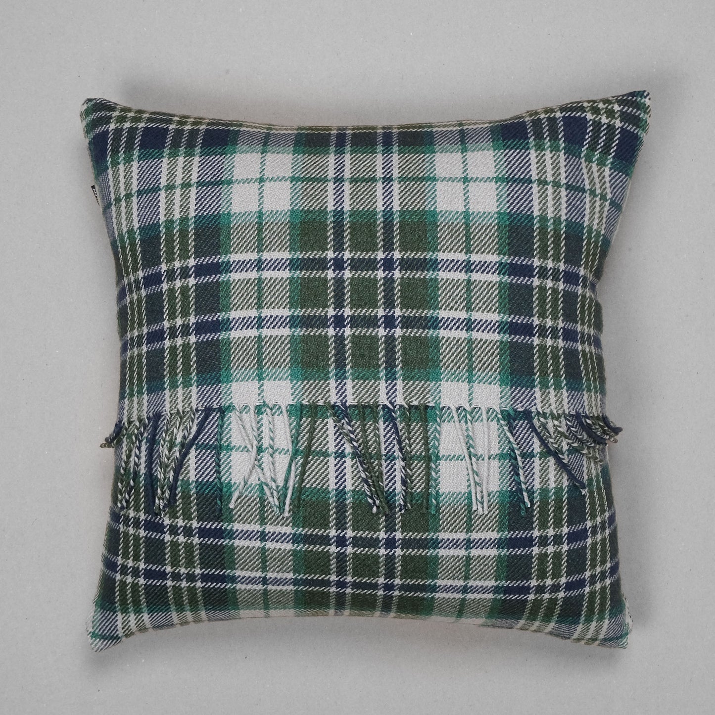 Alastair Stewart Throw & 2 Cushions