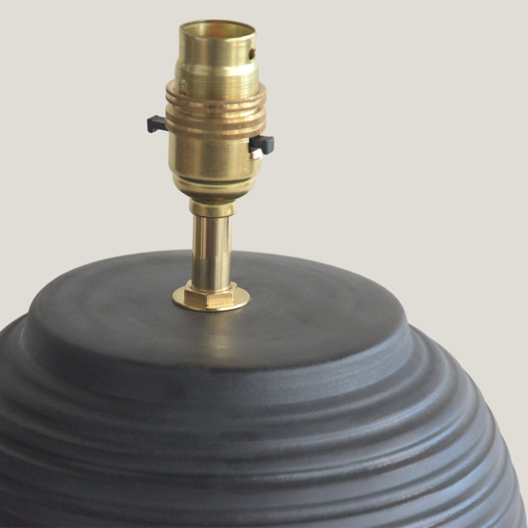 Black Ridged Large Table Lamp