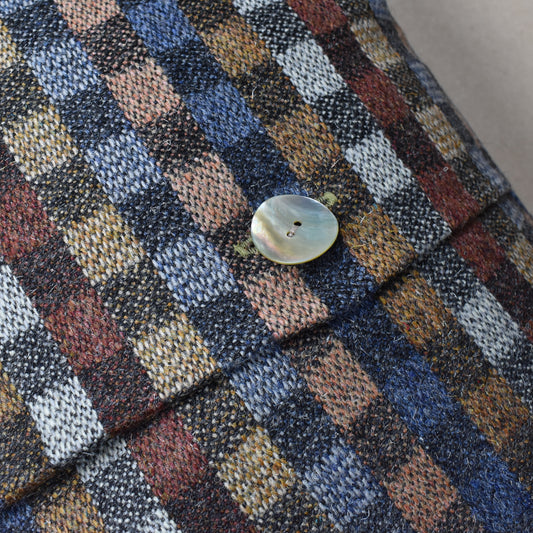 Benbecula Highland Tweed Button Cushion