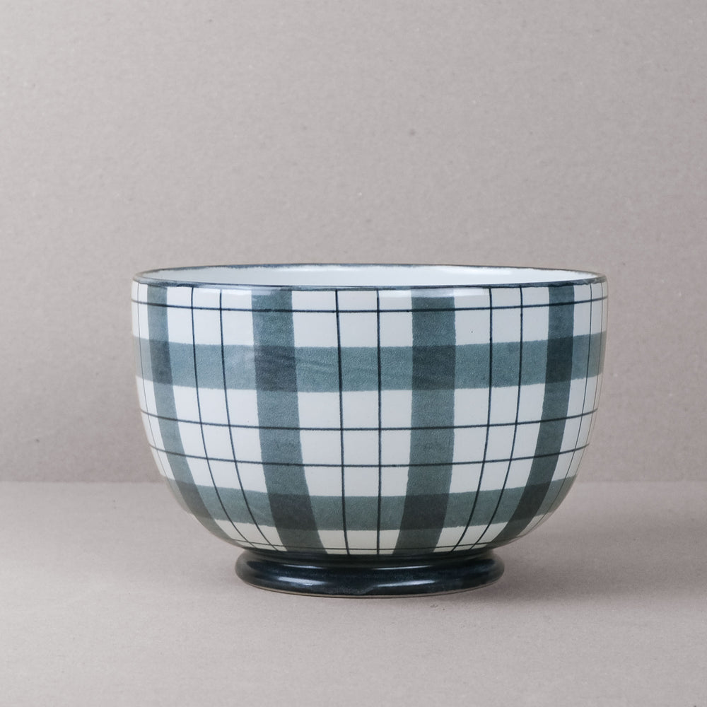 Black & White Macfarlane Salad Bowl