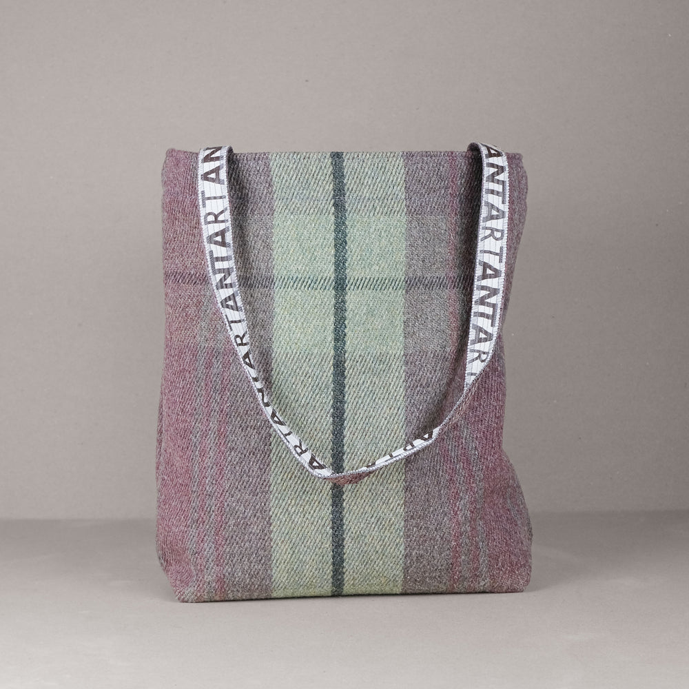 Cawdor Carpet Bag