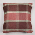 Dunvegan Pet Bed & Lead