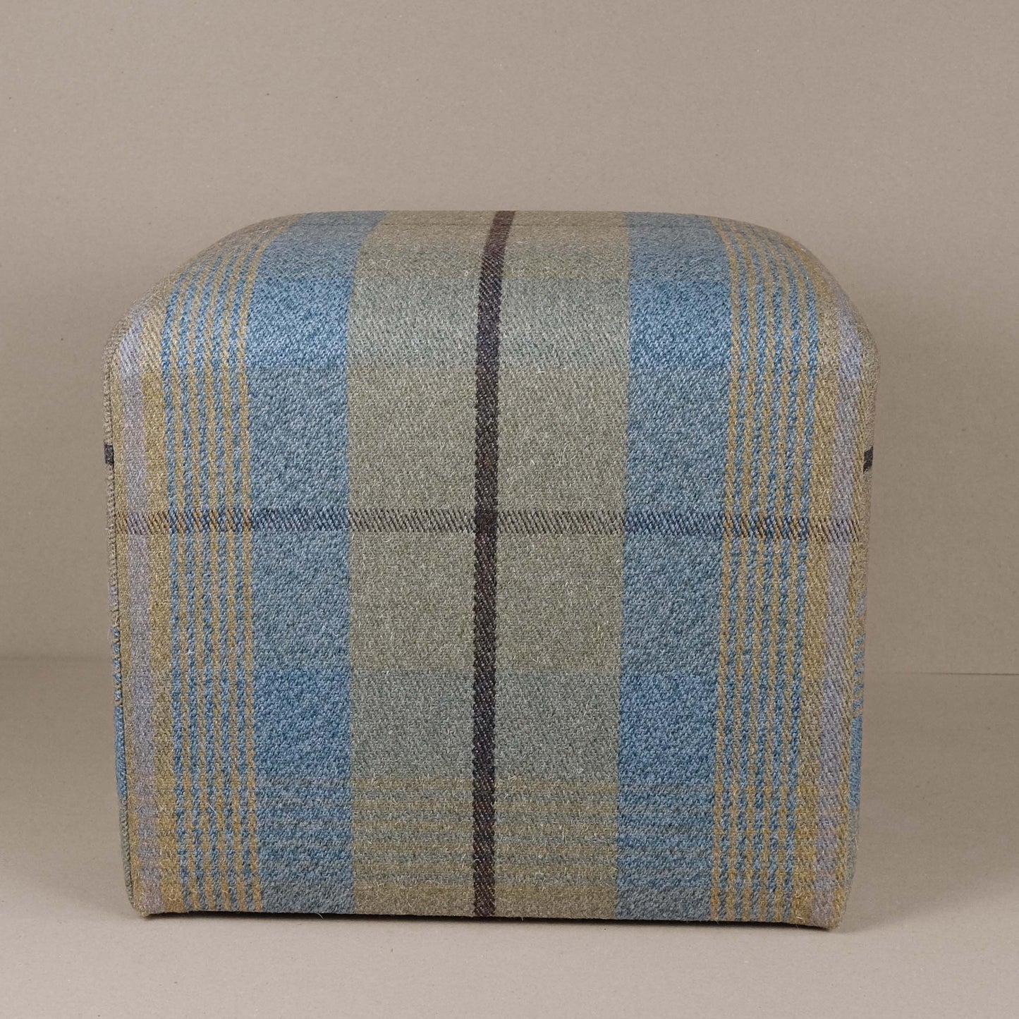 Duncan Macgillivray Carpet Cube