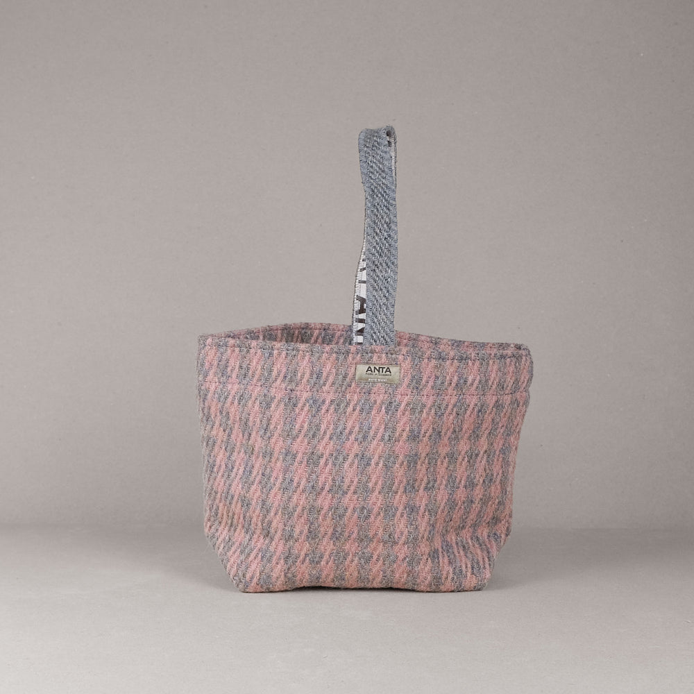 Poolewe Hamper Bag