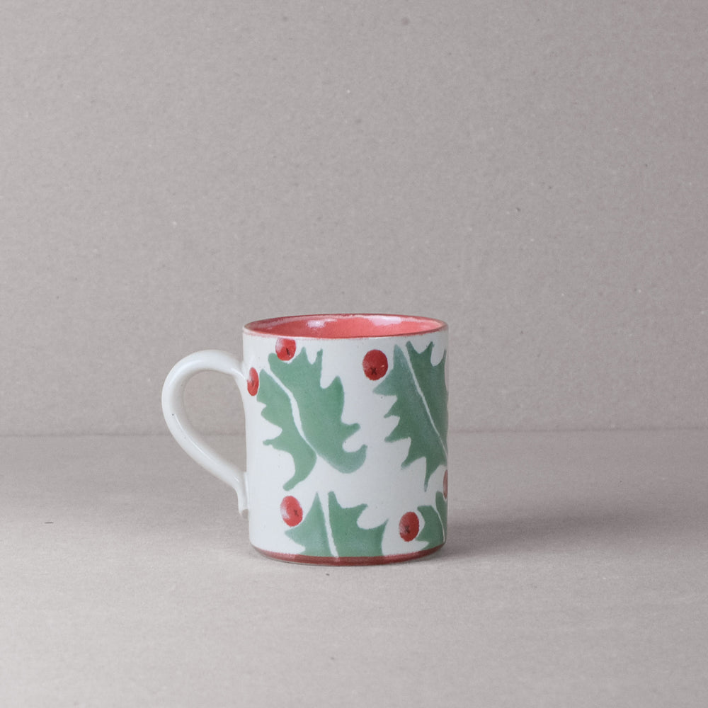 Holly Medium Mug With Hot Chocolate Stirrer