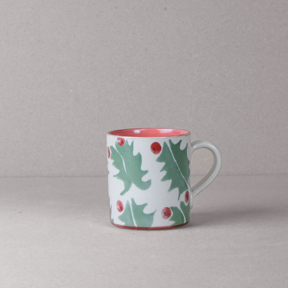 Holly Medium Mug With Hot Chocolate Stirrer