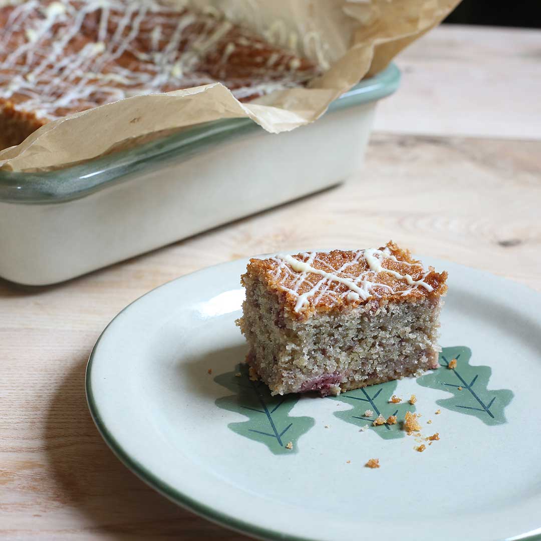 Raspberry & White Chocolate Sponge – ANTA