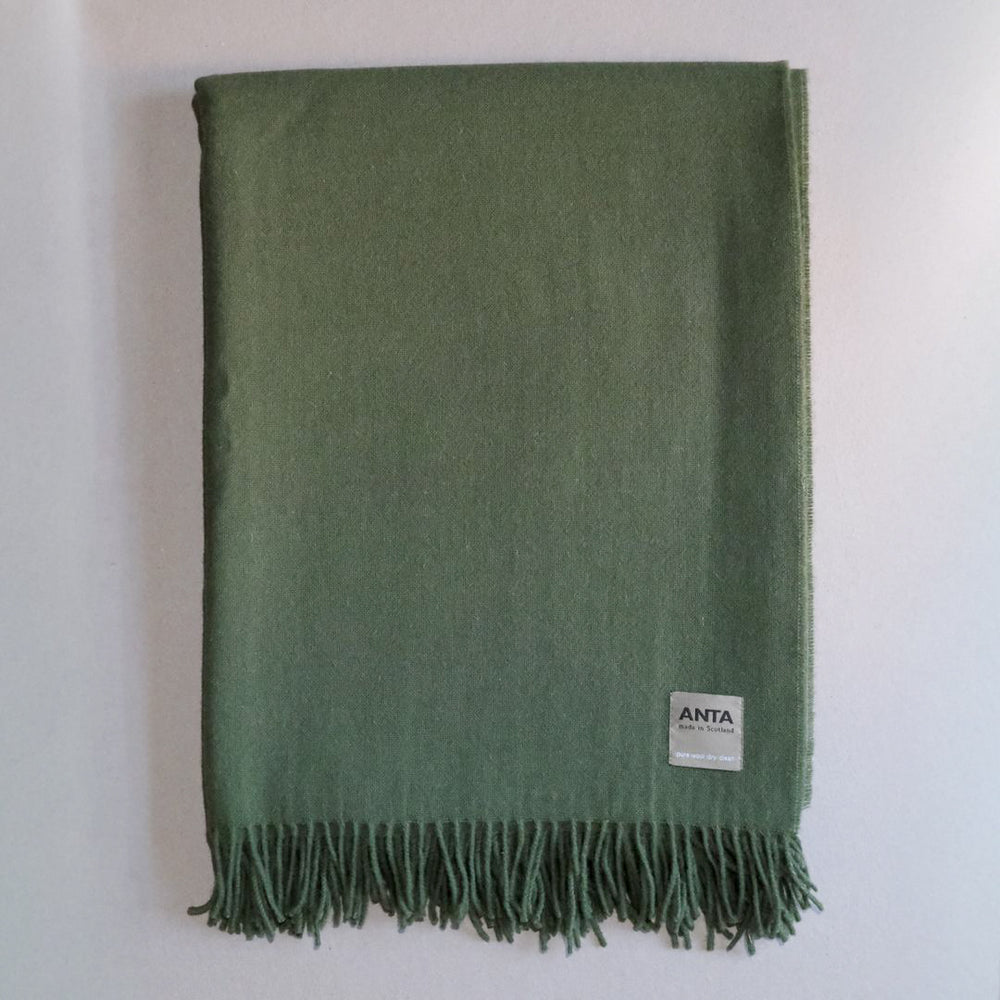 Apple Scottish Lambswool Throw