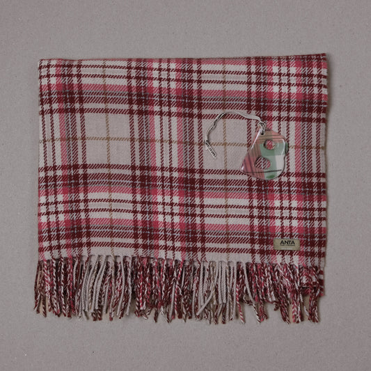 Amelie Baby Blanket & FREE  Ochil Letter Decoration