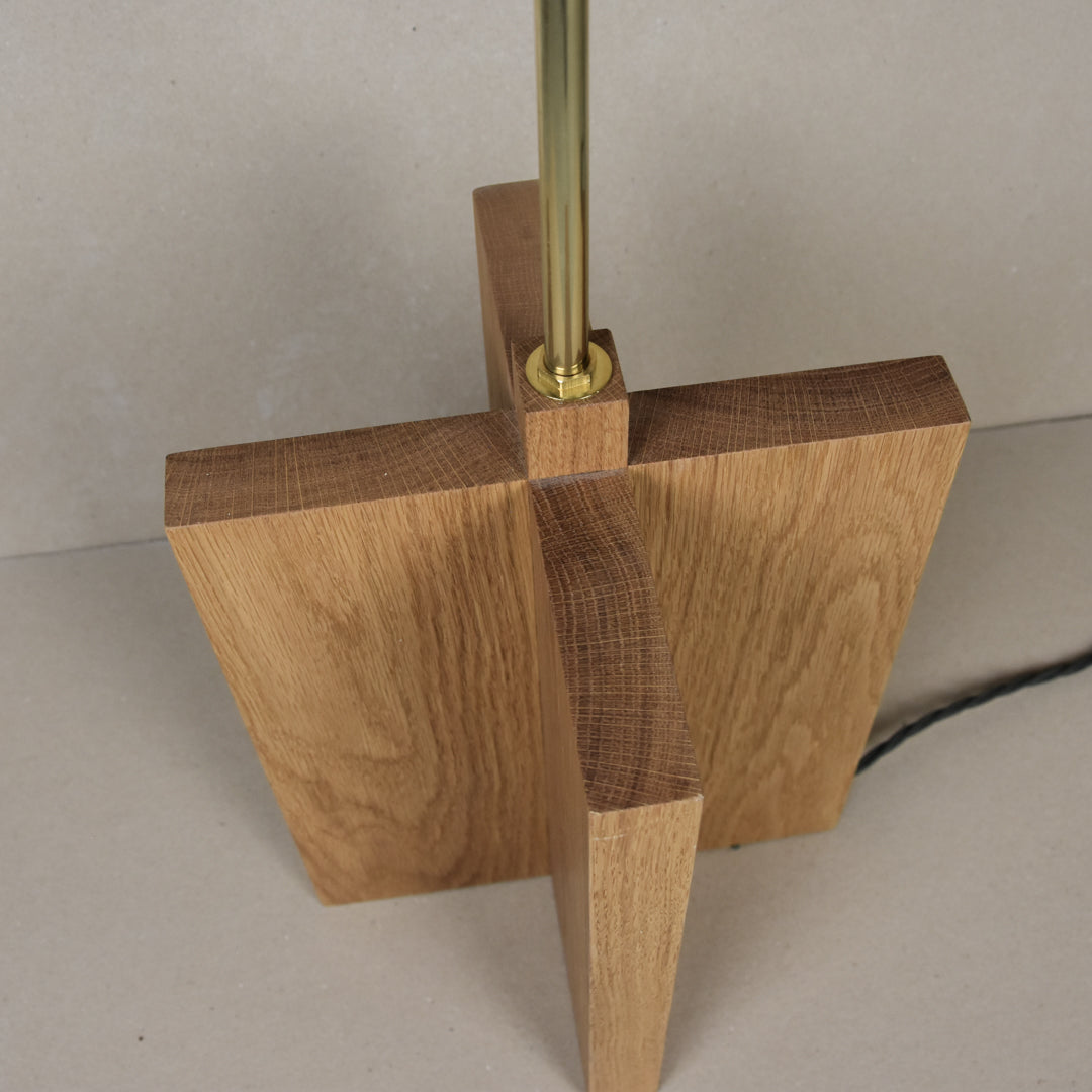 Medium Oak Lamp