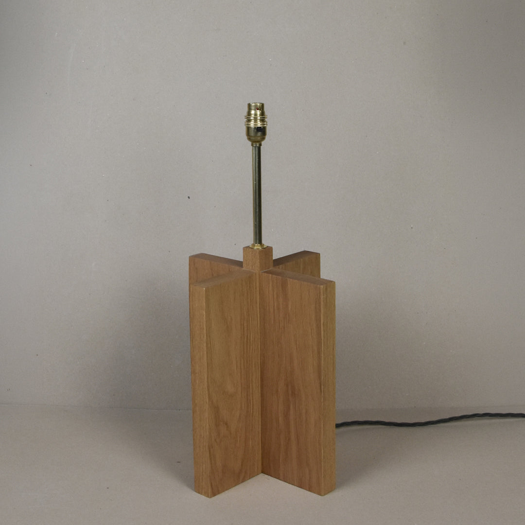 Medium Oak Lamp