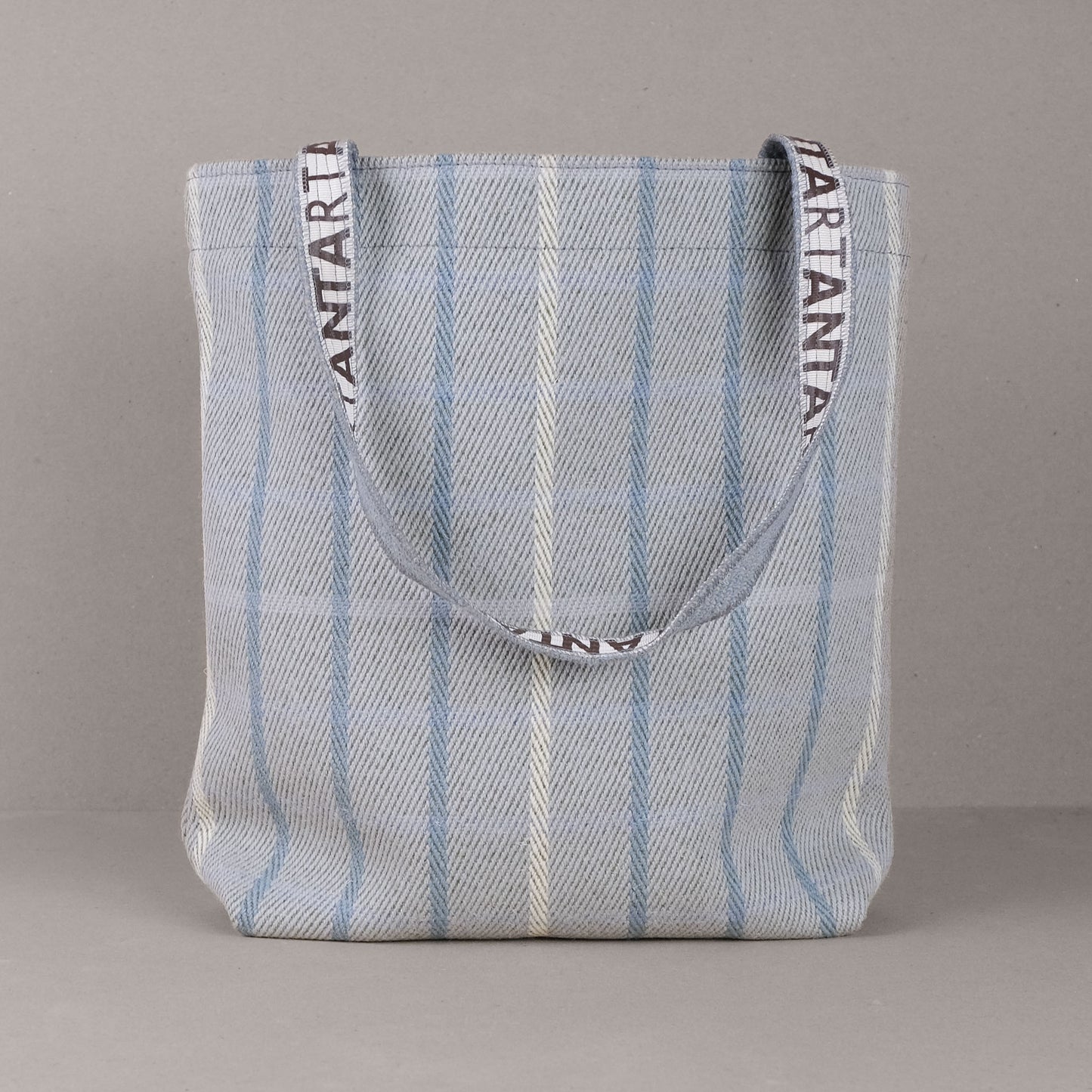 Caithness Carpet Bag
