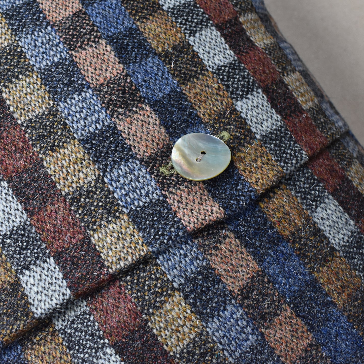 Benbecula Highland Tweed Button Cushion