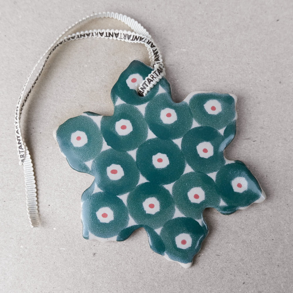 Berry Snowflake Decoration