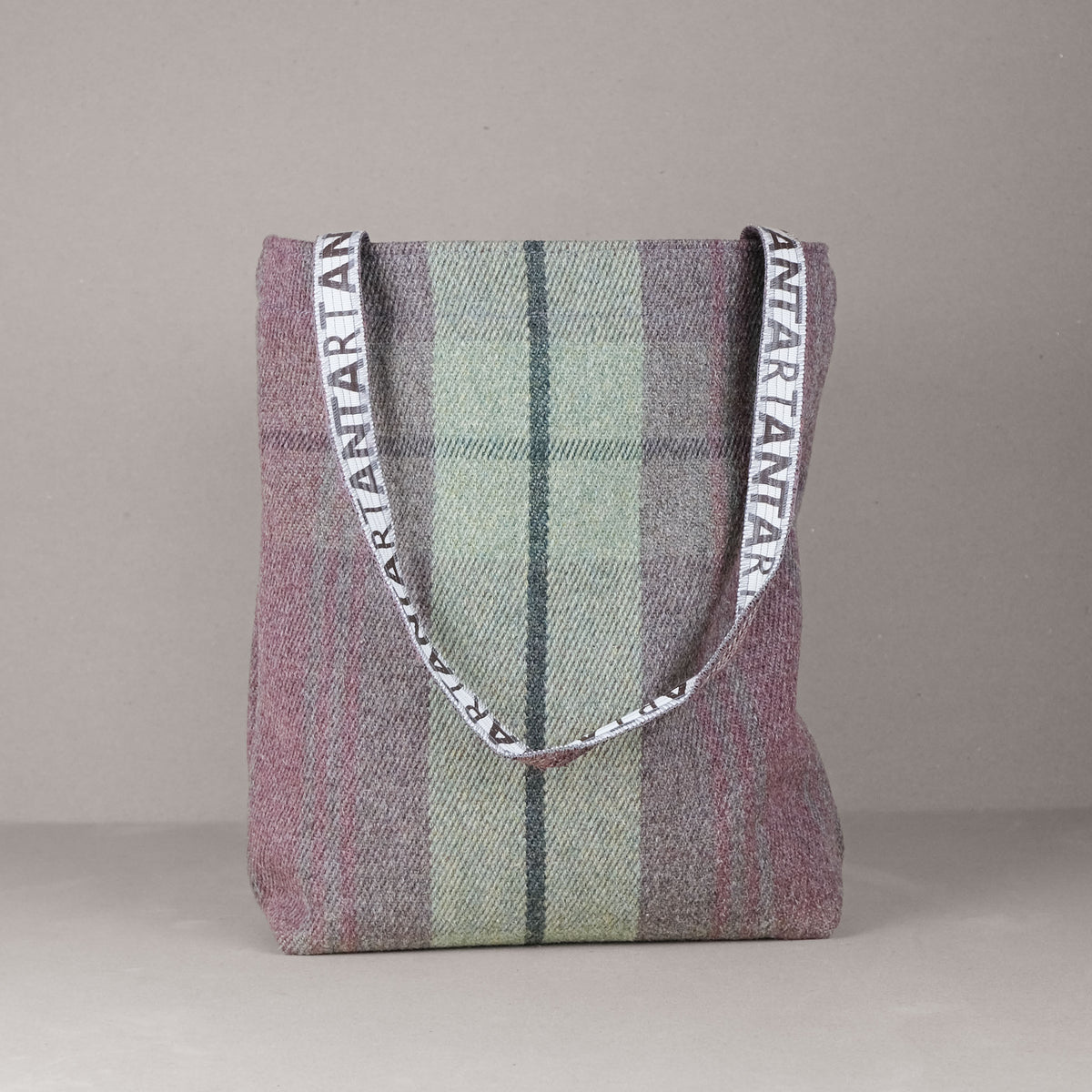 Cawdor Carpet Bag