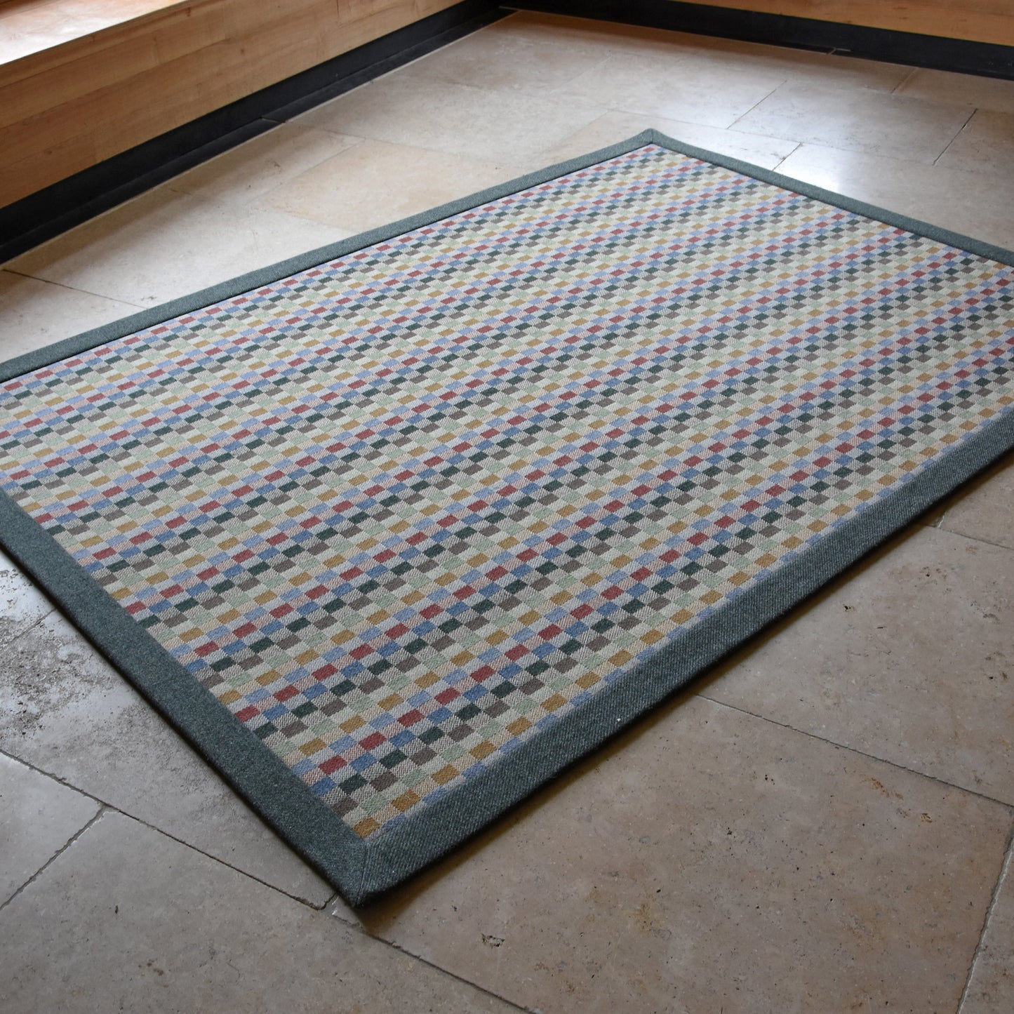 Uist Large Rug