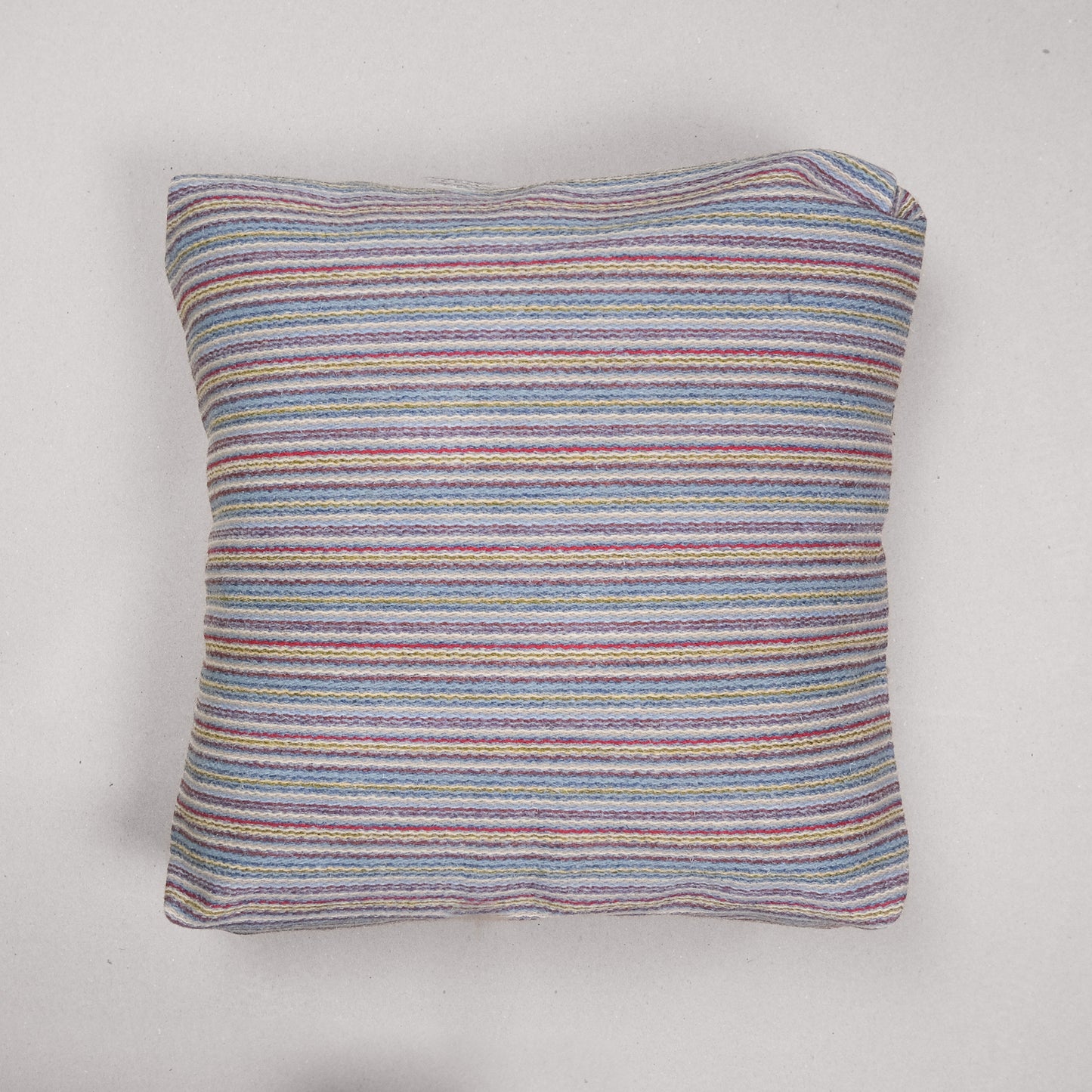 Colonsay Pet Bed & Lead