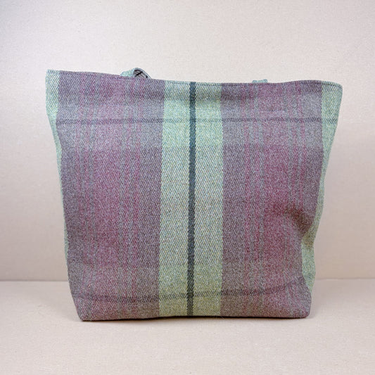 Cawdor Travel Bag