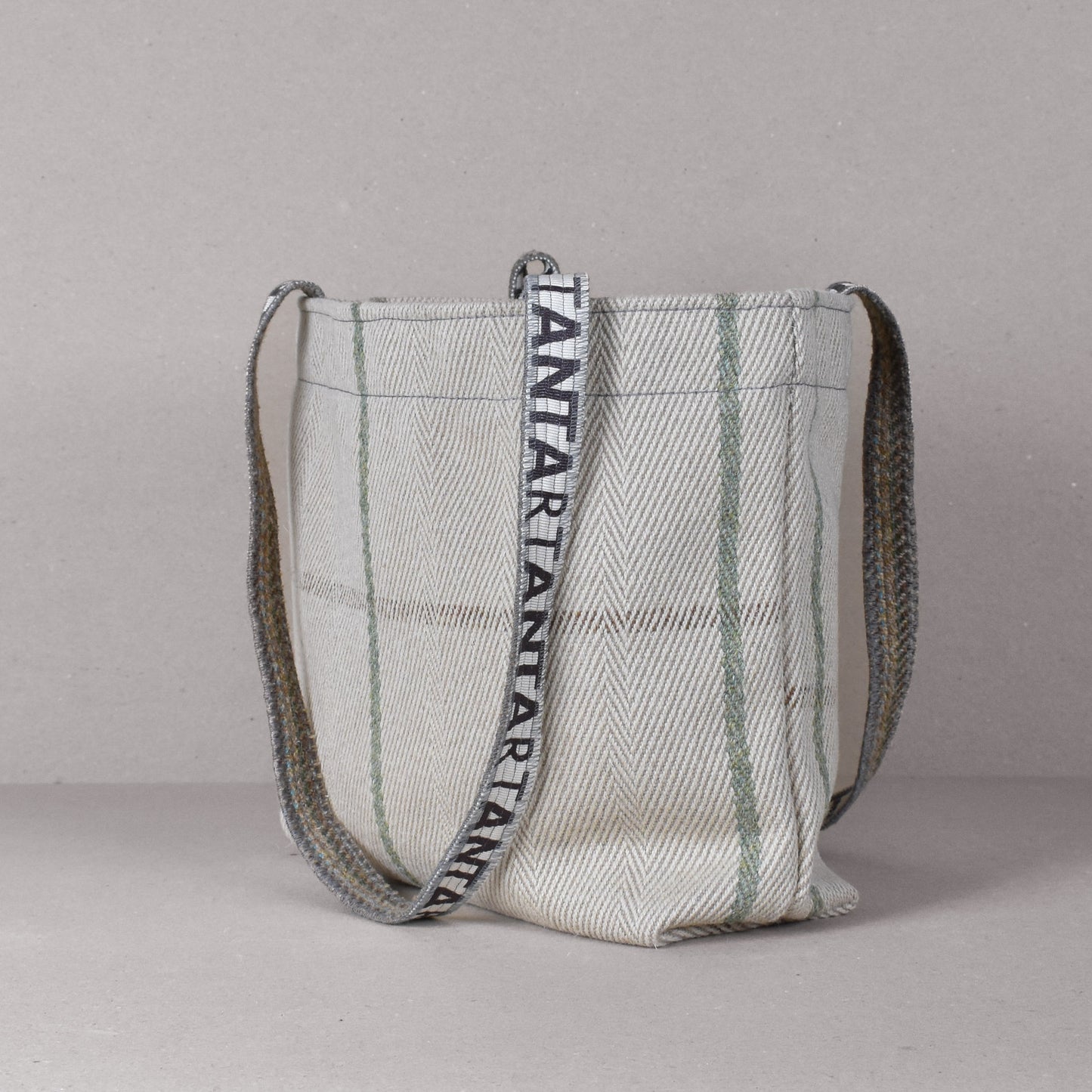 Inverness Little Shopper