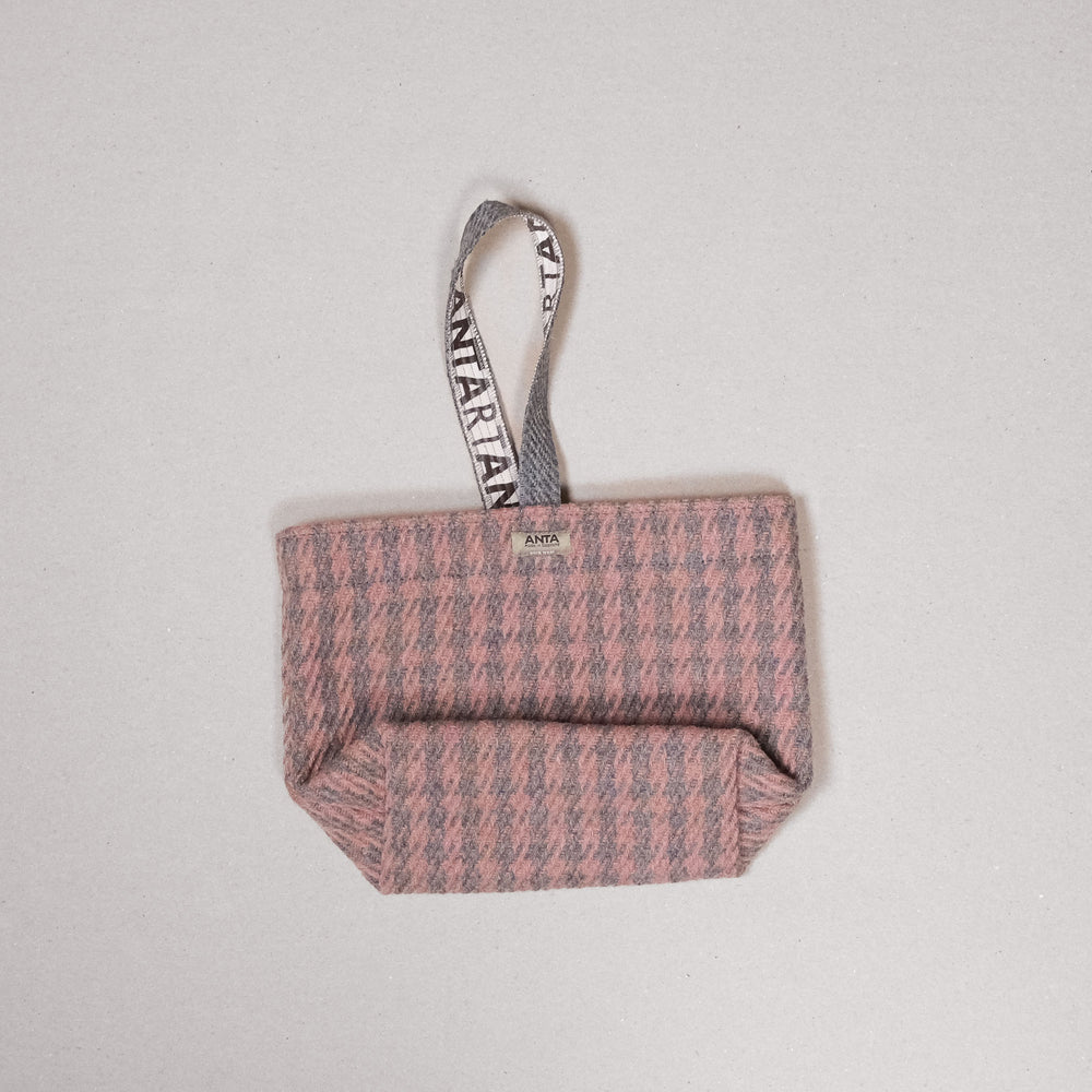 Poolewe Hamper Bag