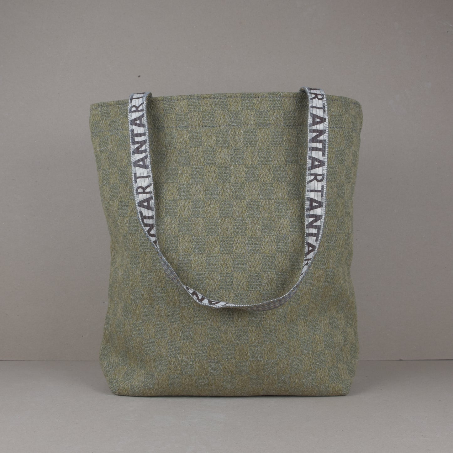 Solway Carpet Bag