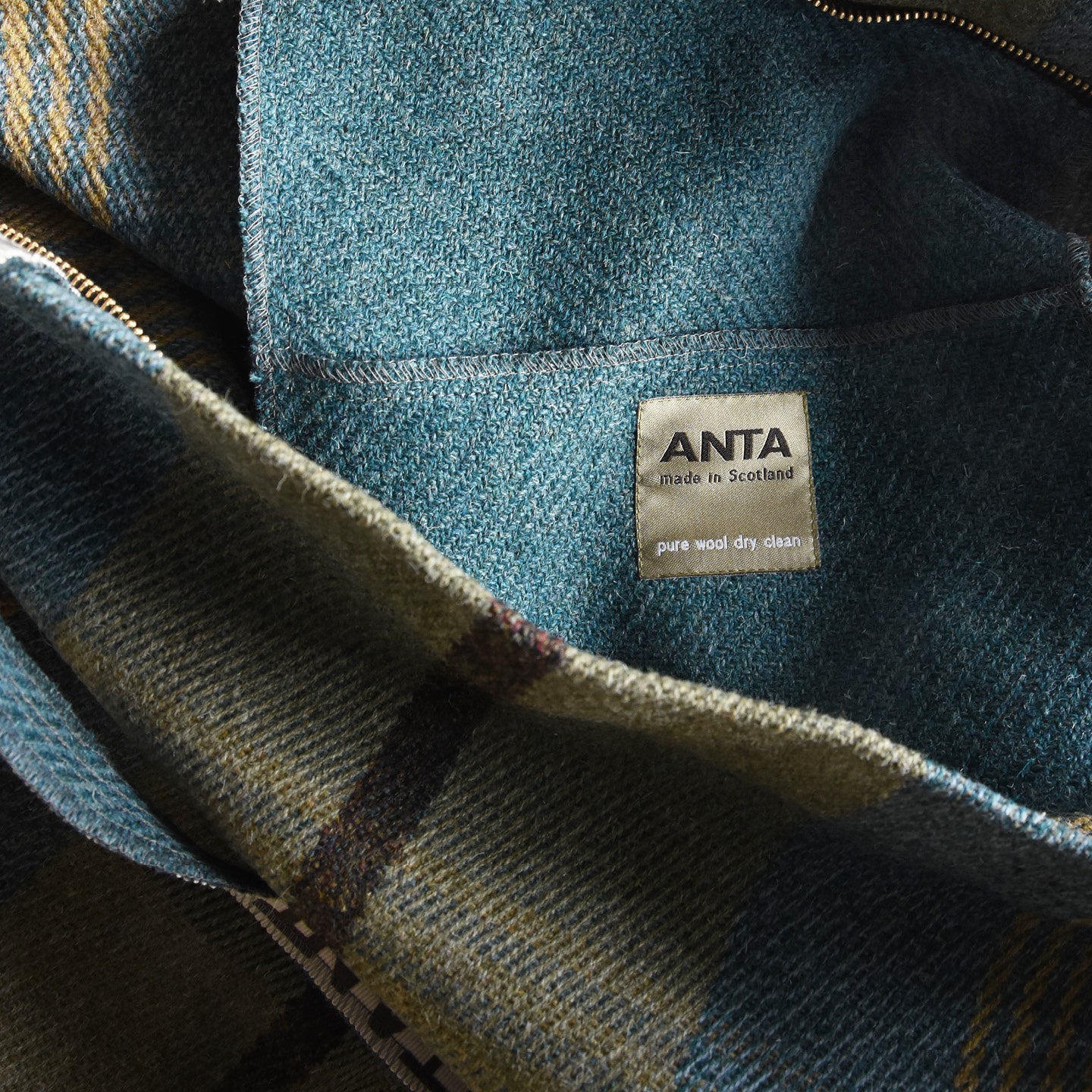 Duncan Macgillivray Travel Bag