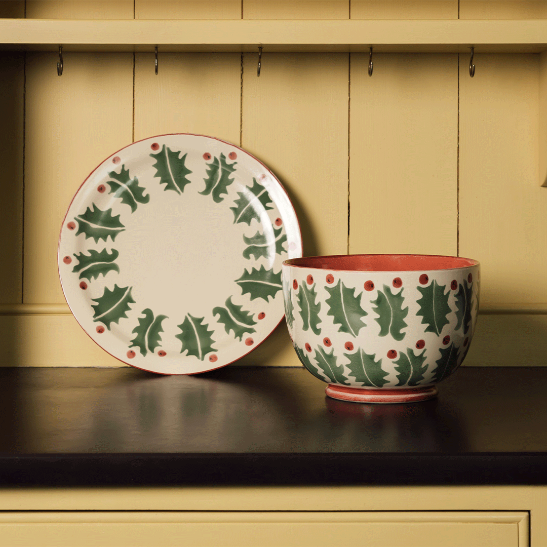 Holly Salad Bowl