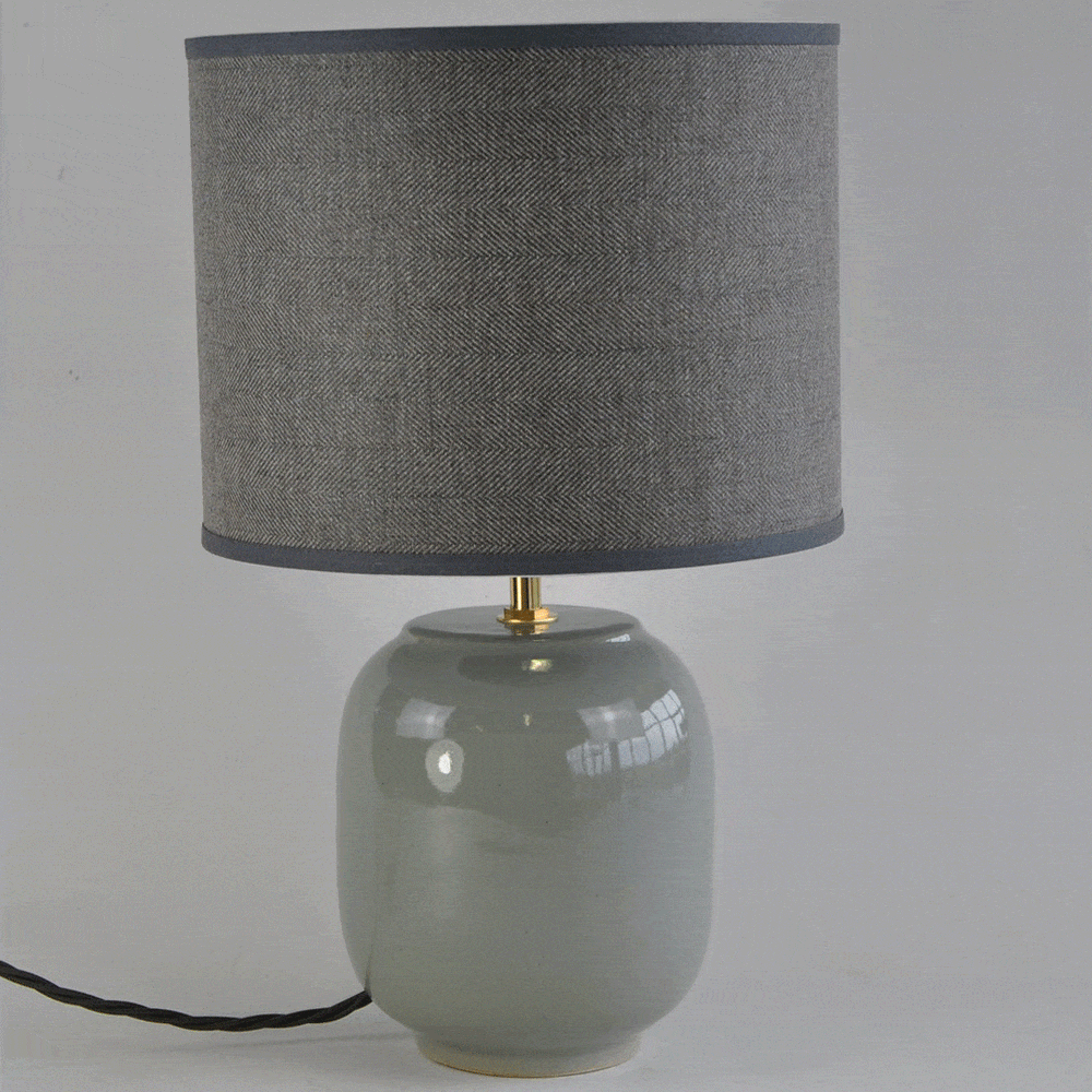 Oyster Small Table Lamp