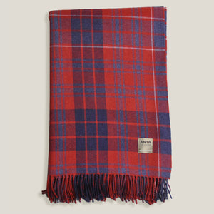 NEW Susie Clunes Super Soft Pure Wool Throw on