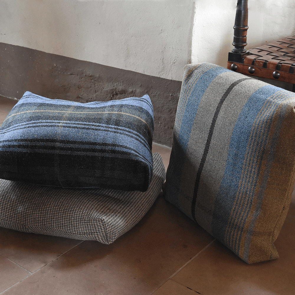 Duncan Macgillivray Pet Bed